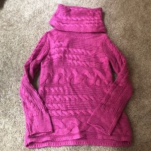 Turtle neck sweater